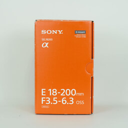 SONY E18-200mm F3.5-6.3 OSS SEL18200
