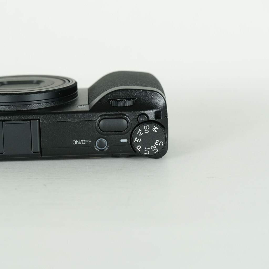 RICOH GR IV RICOH GR IV