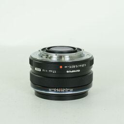 OLYMPUS M.ZUIKO DIGITAL 17mm F1.8