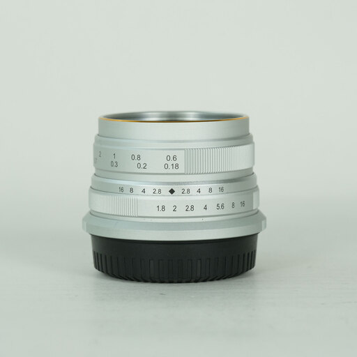 七工匠 7artisans 25mm F1.8 (フジフイルムX用) シルバー