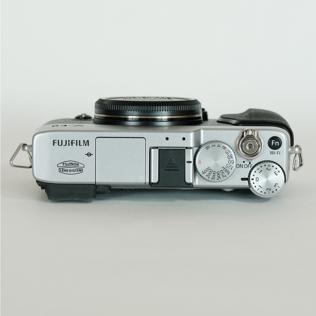 FUJIFILM X-E2