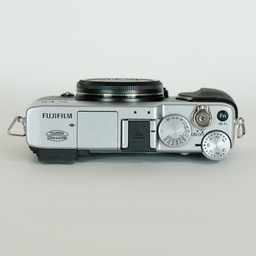 FUJIFILM X-E2