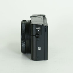 SONY Cyber-shot DSC-RX100M7G シューティンググリップキット