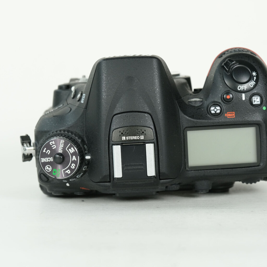 Nikon D7100