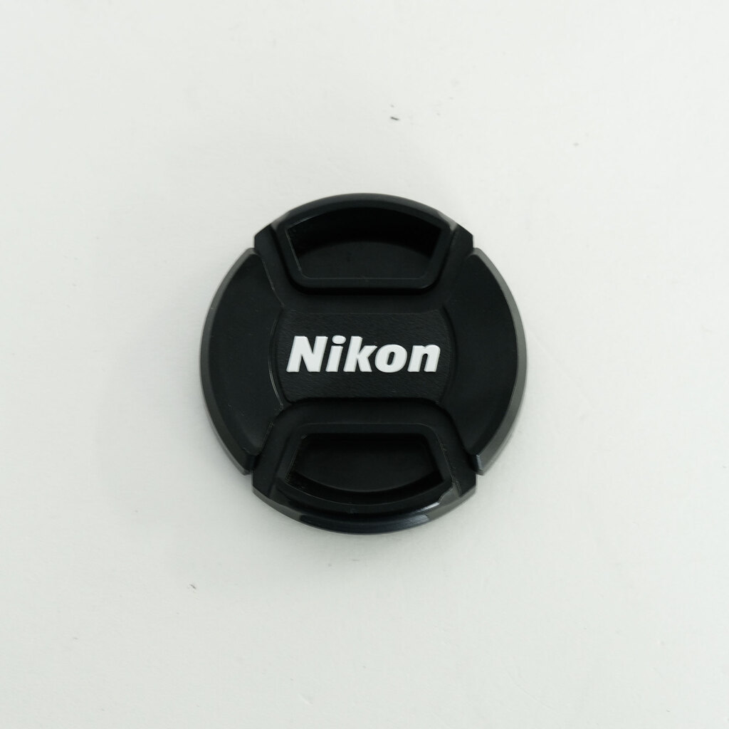 Nikon AF-S DX NIKKOR 35mm f/1.8G Nikon AF-S DX NIKKOR 35mm f/1.8G