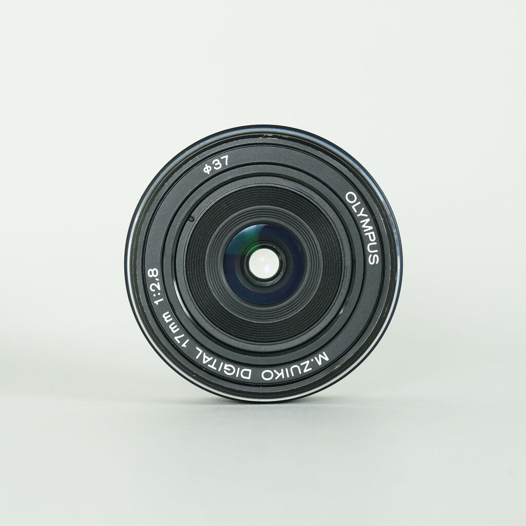 OLYMPUS M.ZUIKO DIGITAL 17mm F2.8 ブラックの出品 | ONE SCENE（ワン