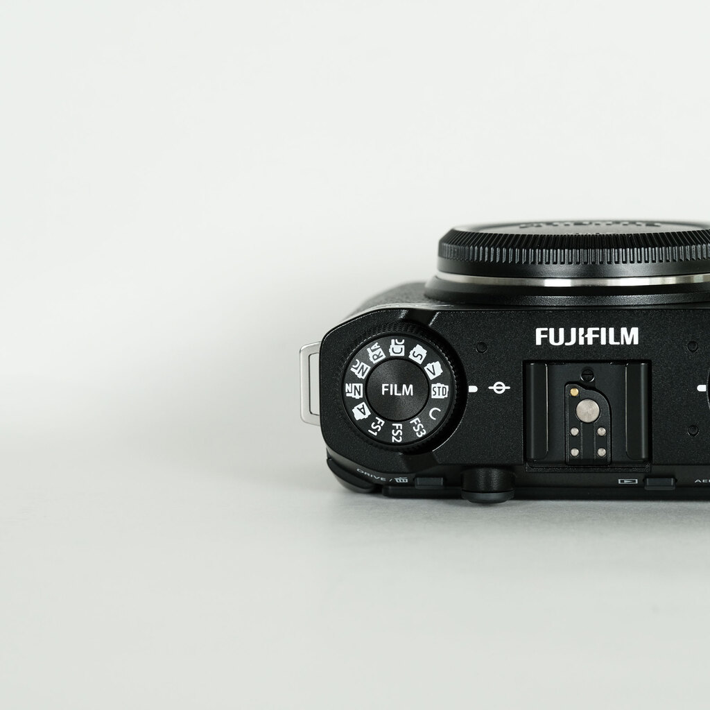 FUJIFILM X-M5 FUJIFILM X-M5