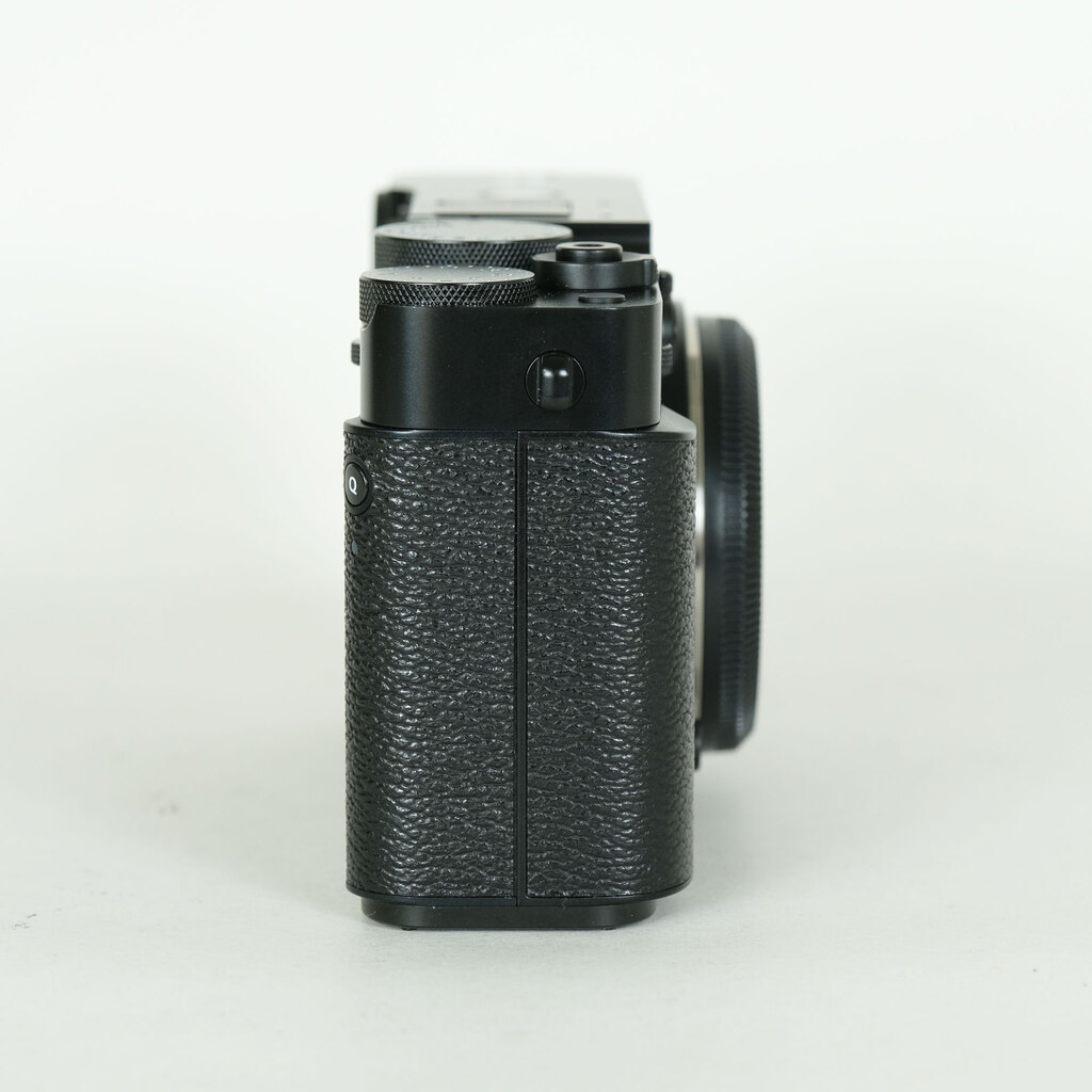 FUJIFILM X-E5 [�{�f�B �u���b�N]
