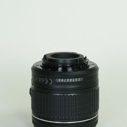 Nikon AF-P DX NIKKOR 18-55mm F3.5-5.6G VR Nikon AF-P DX NIKKOR 18-55mm F3.5-5.6G VR