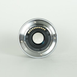 OLYMPUS M.ZUIKO DIGITAL 25mm F1.8 OLYMPUS M.ZUIKO DIGITAL 25mm F1.8