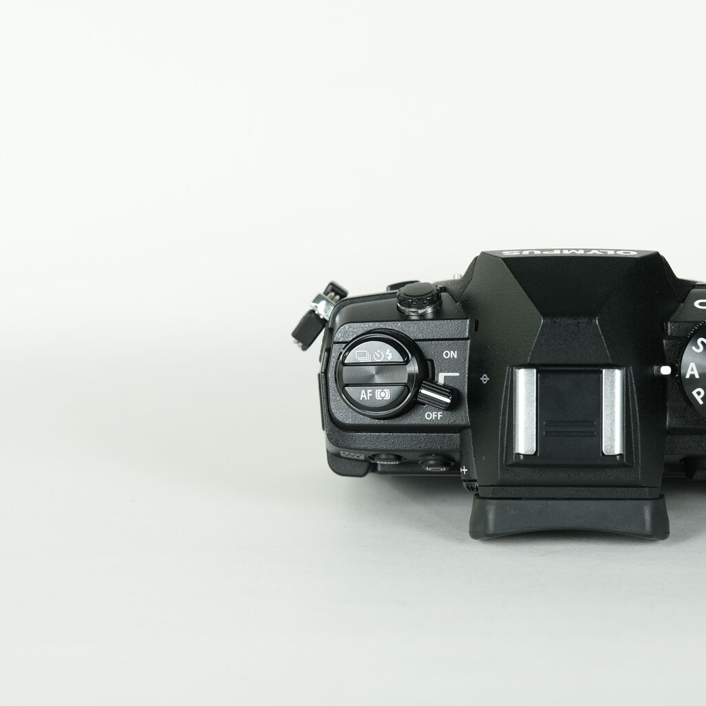 OLYMPUS OM-D E-M1 Mark III