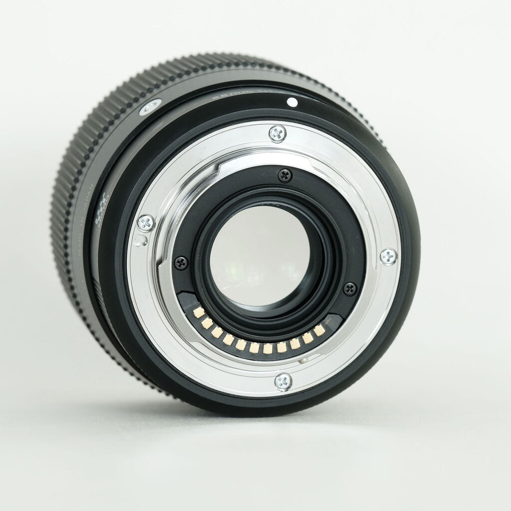 SIGMA 56mm F1.4 DC DN｜Contemporary [マイクロフォーサーズ用]