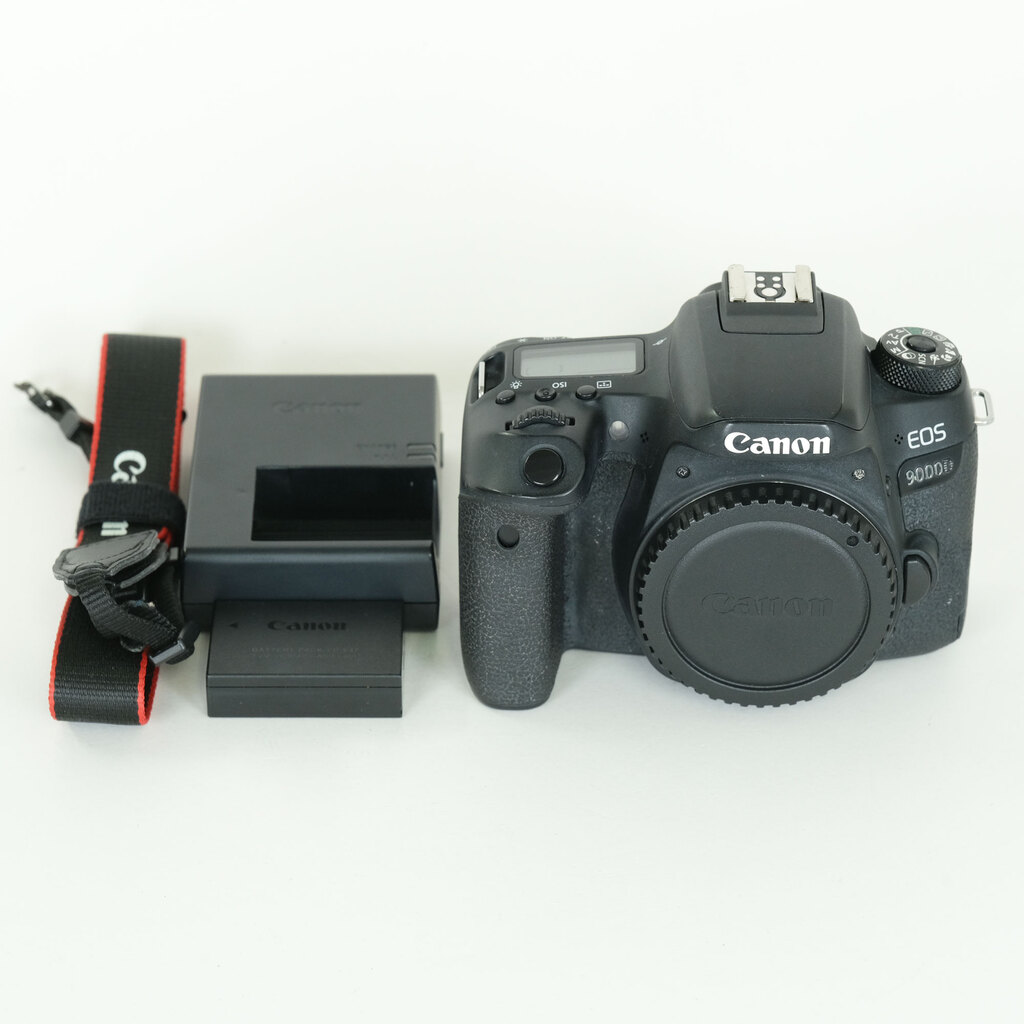 Canon EOS 9000D