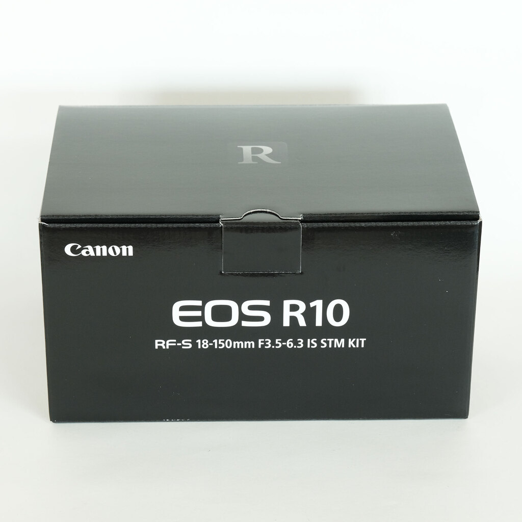 Canon EOS R10
