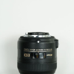 Nikon AF-S DX Micro NIKKOR 40mm f/2.8G