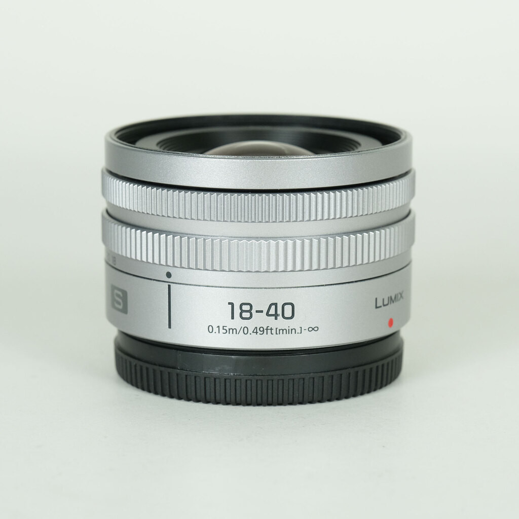Panasonic LUMIX S 18-40mm F4.5-6.3