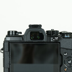 OLYMPUS OM-D E-M5 Mark III