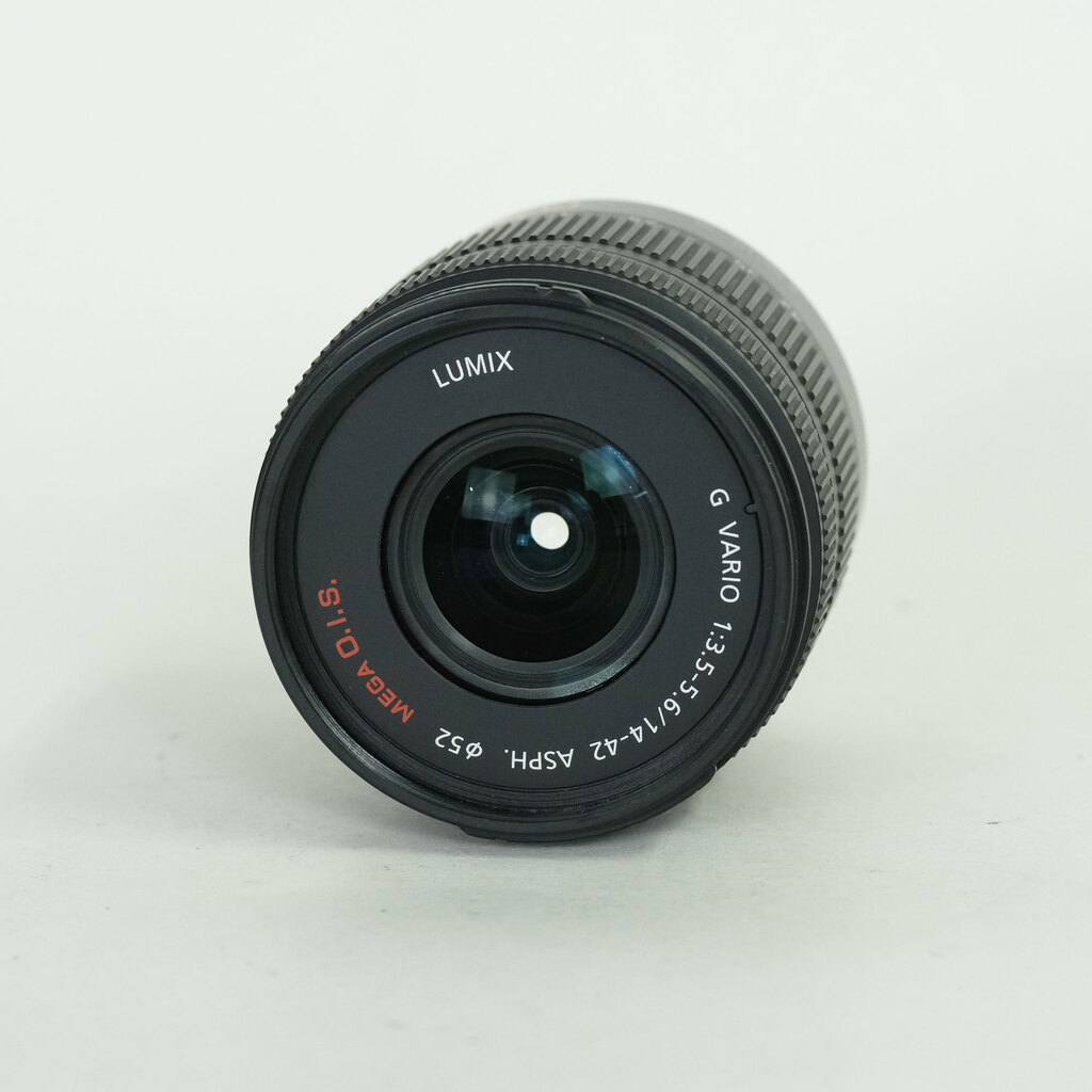 Panasonic LUMIX G VARIO 14-42mm F3.5-5.6 ASPH./MEGA O.I.S.