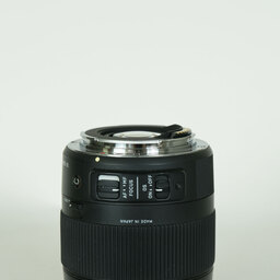 SIGMA 18-200mm F3.5-6.3 DC MACRO OS HSM｜Contemporary [キヤノンEF用]