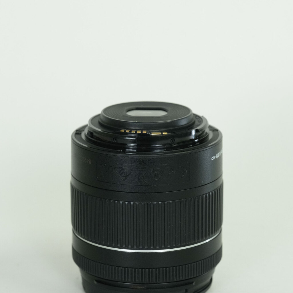 Canon EF-S18-55mm F4-5.6 IS STM