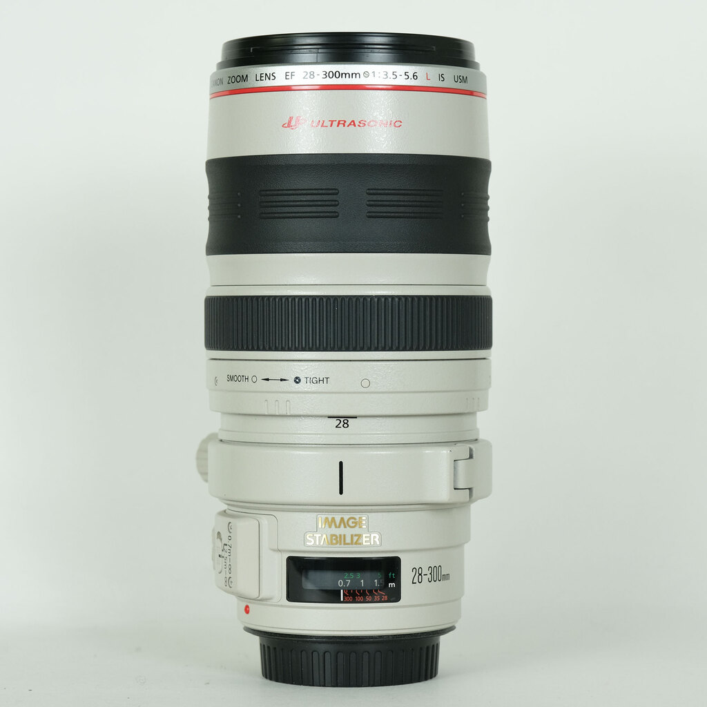 【極美品】CanonカメラレンズEF28-300 F3.5-5.6L ISUSM 価格.com - CANON EF28-300mm F3.5-5.6L IS USM 価格比較