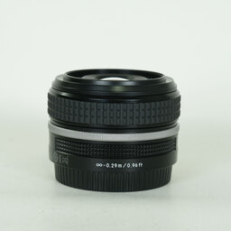 Nikon NIKKOR Z 40mm f/2 Nikon NIKKOR Z 40mm f/2