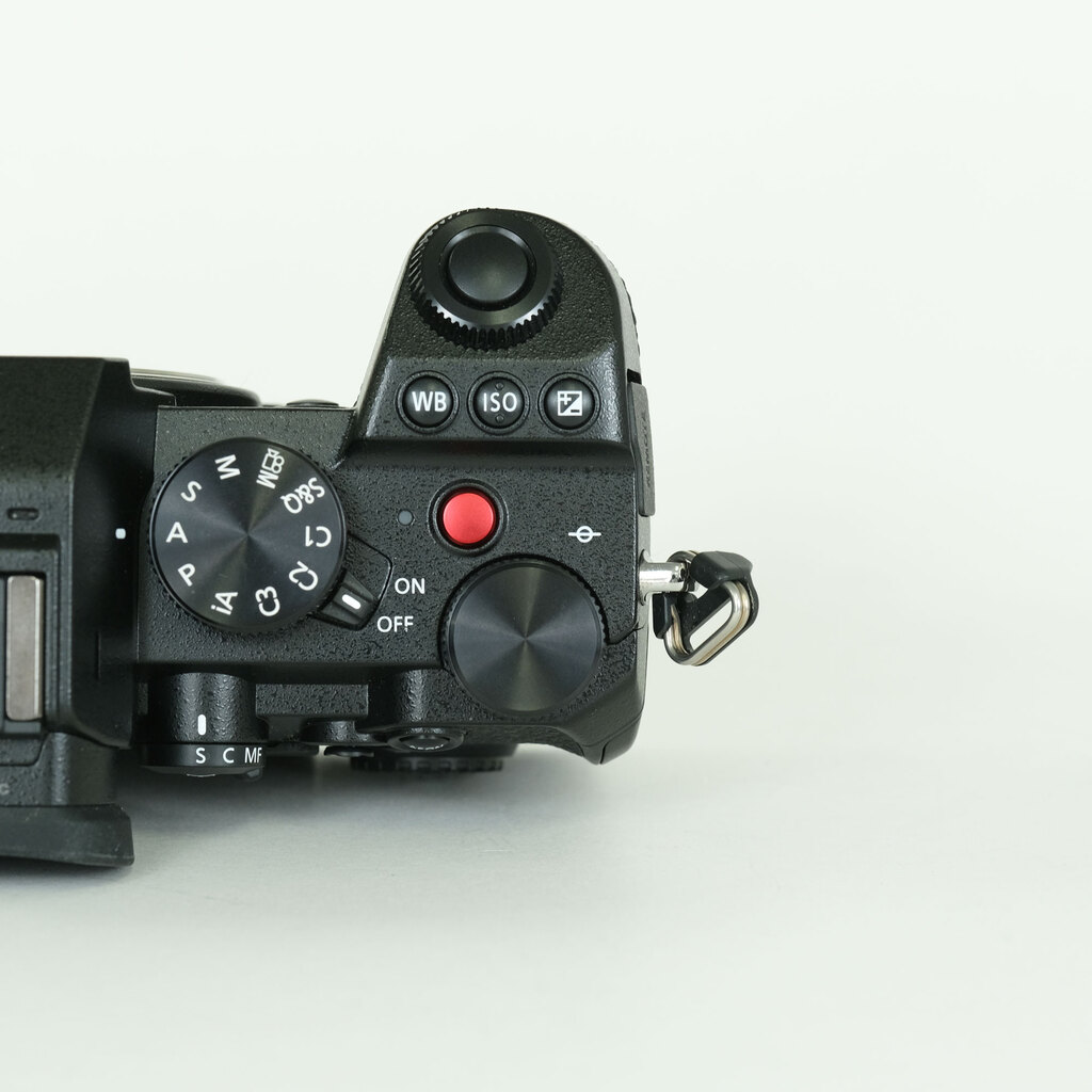 Panasonic LUMIX DC-S5