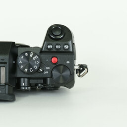 Panasonic LUMIX DC-S5