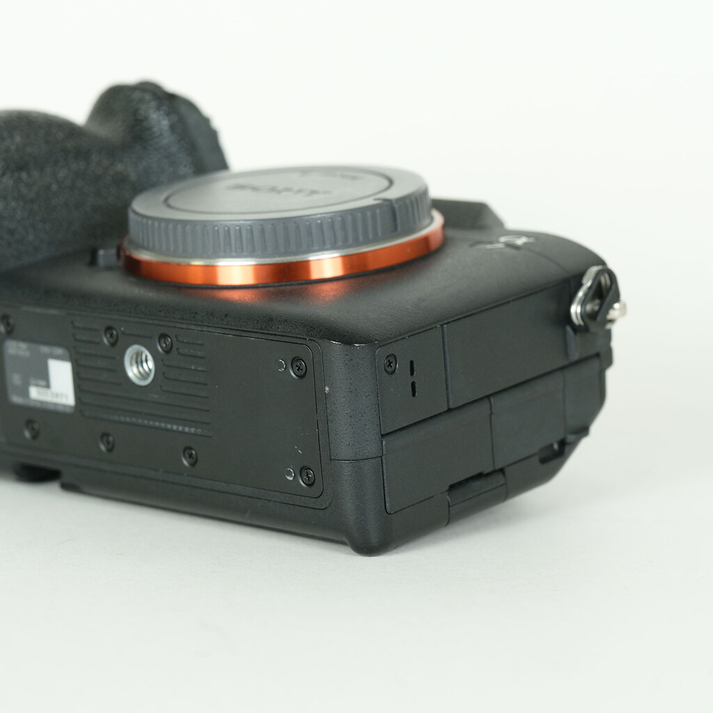 SONY α7 IV(ILCE-7M4) SONY α7 IV(ILCE-7M4)