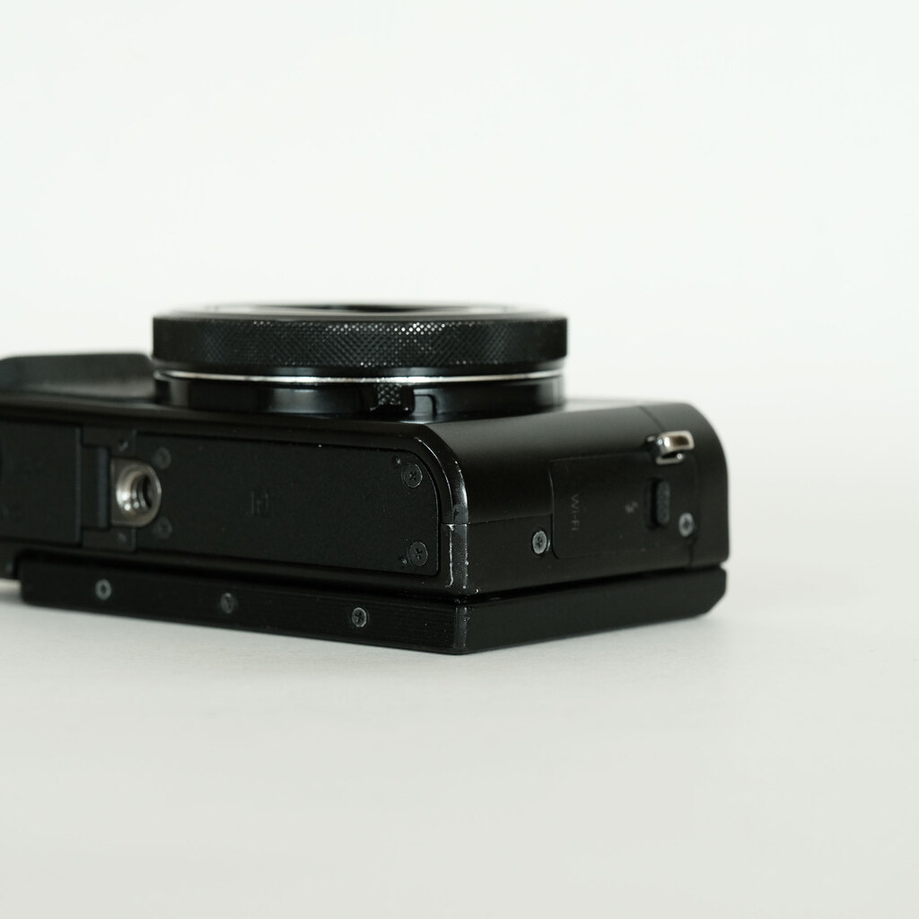 Canon PowerShot G7X Mark IIの出品 | ONE SCENE（ワンシーン）