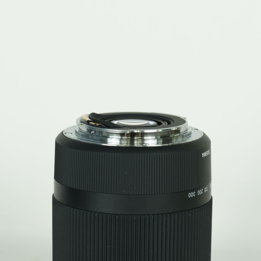 SIGMA 18-300mm F3.5-6.3 DC MACRO OS HSM｜Contemporary [キヤノンEF