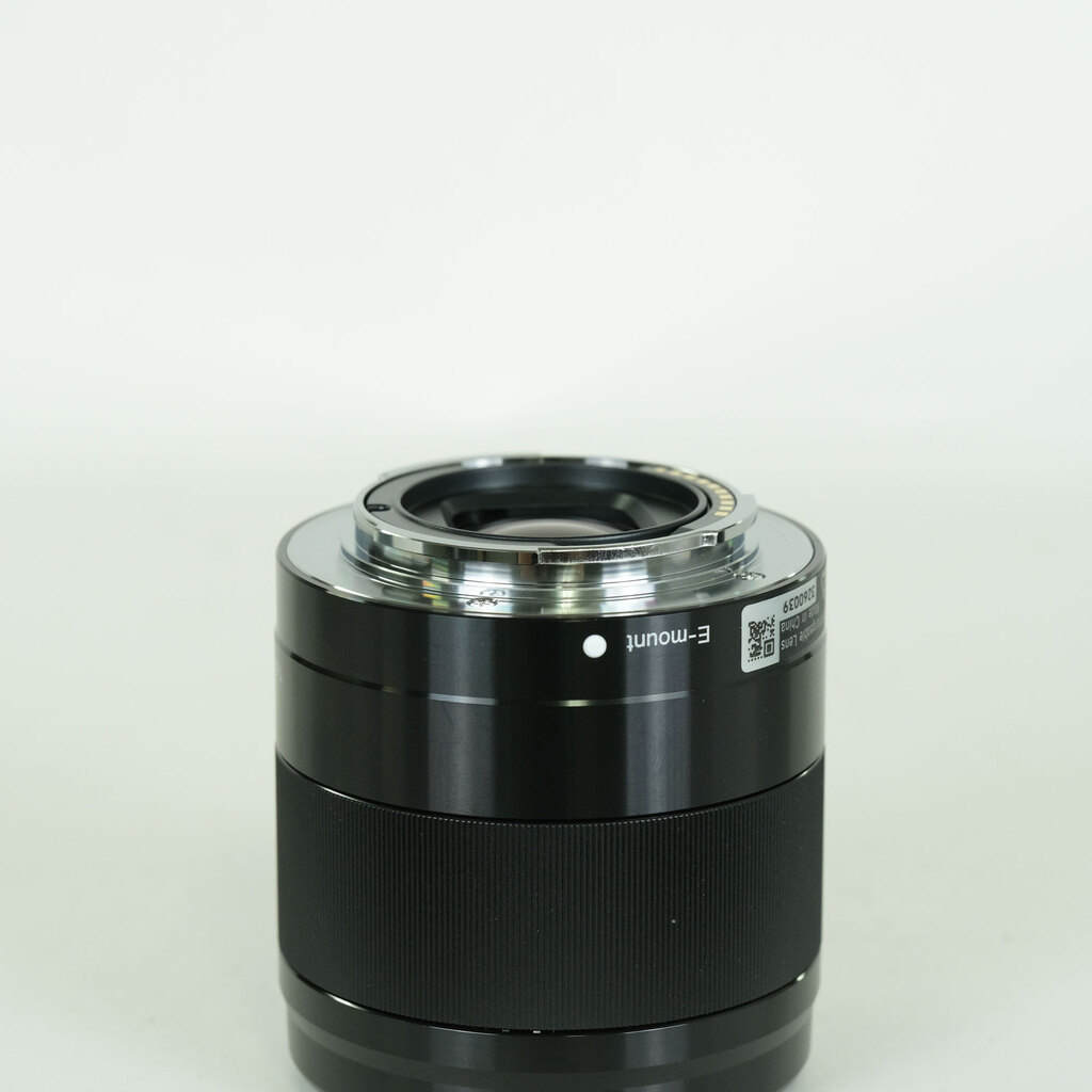 SONY E 50mm F1.8 OSS SEL50F18