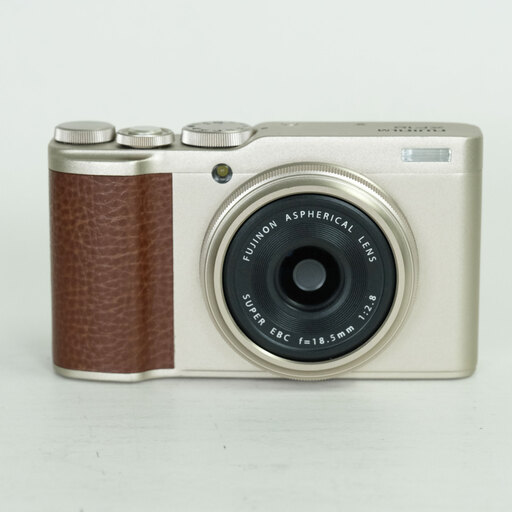 FUJIFILM XF10 シャンパンゴールド
