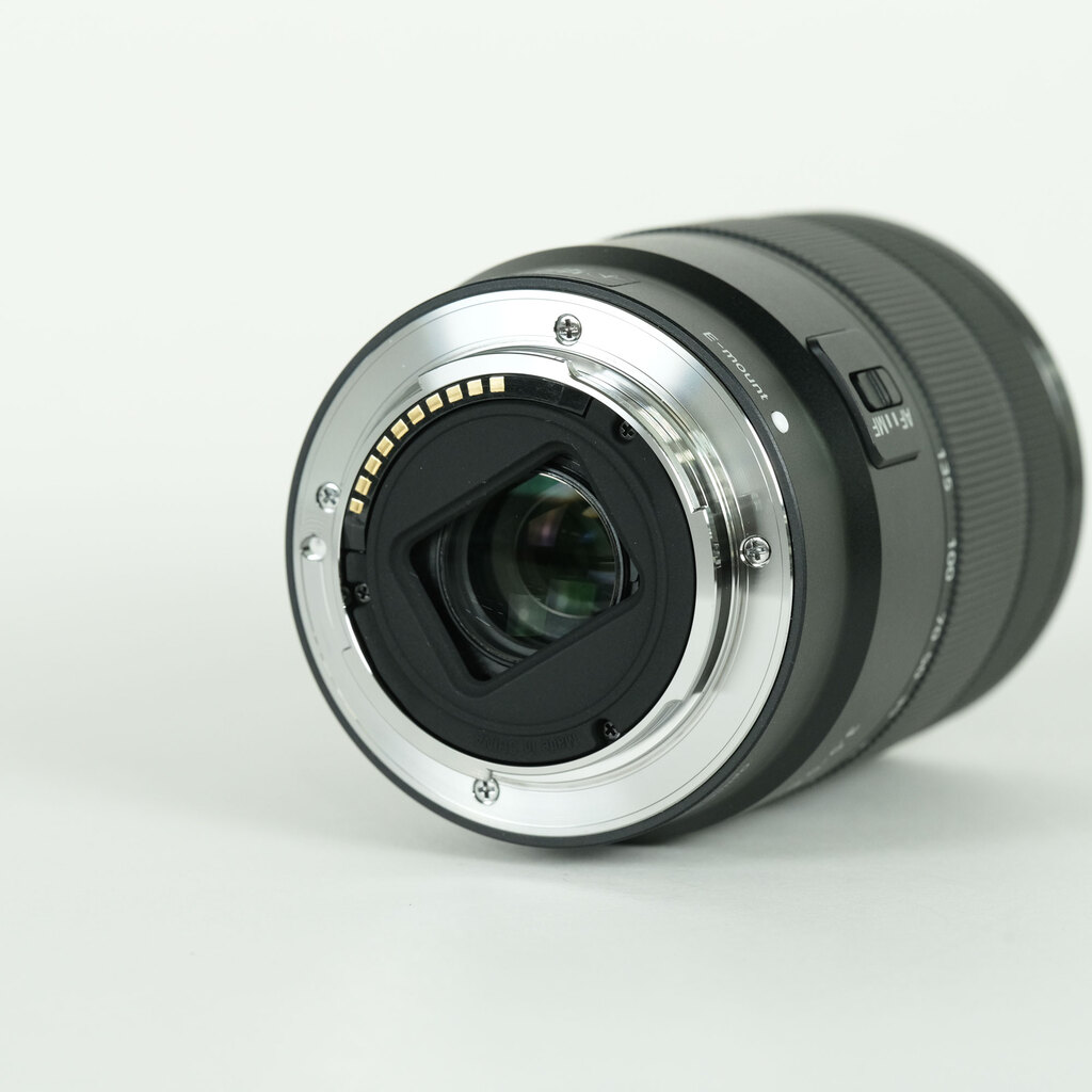 SONY E 18-135mm F3.5-5.6 OSS SEL18135の出品 | ONE SCENE（ワンシーン）