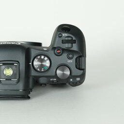 Canon EOS R6