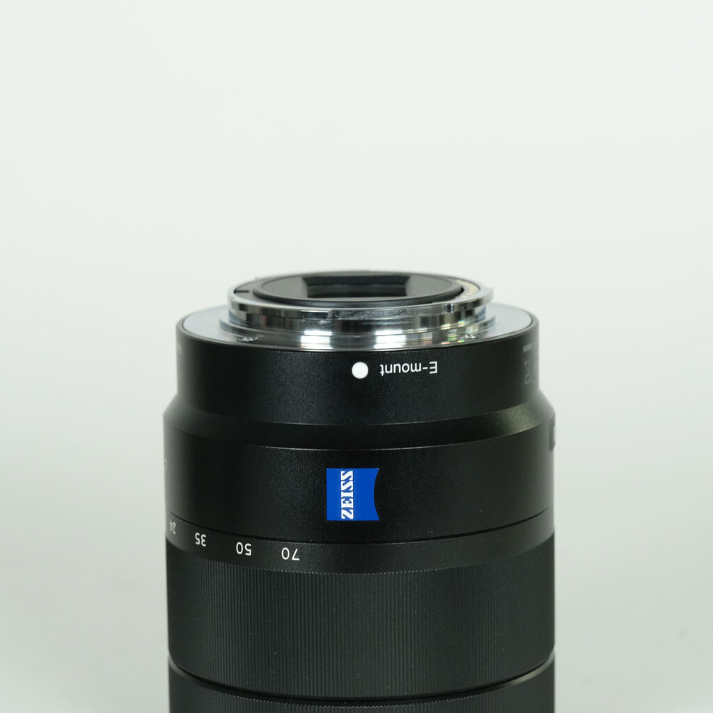 SONY Vario-Tessar T* E 16-70mm F4 ZA OSS SEL1670Z SONY Vario-Tessar T* E 16-70mm F4 ZA OSS SEL1670Z
