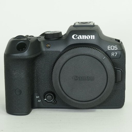 Canon EOS R7