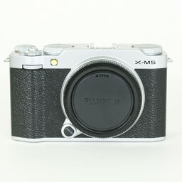 FUJIFILM X-M5