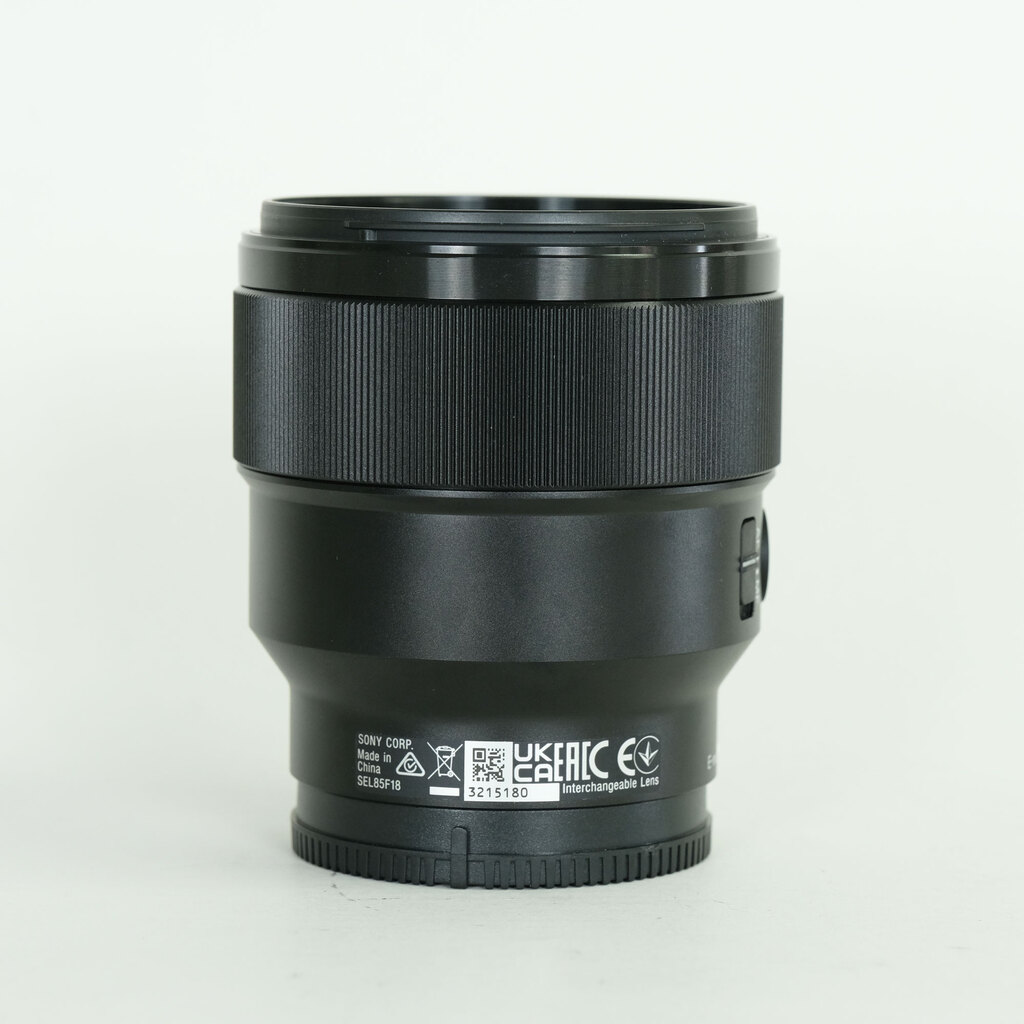 SONY FE 85mm F1.8 SEL85F18 SONY FE 85mm F1.8 SEL85F18