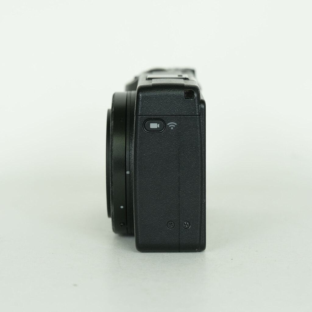 RICOH GR IIIx