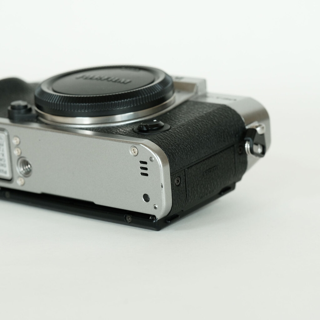 FUJIFILM X-T30 IIの出品 | ONE SCENE（ワンシーン）