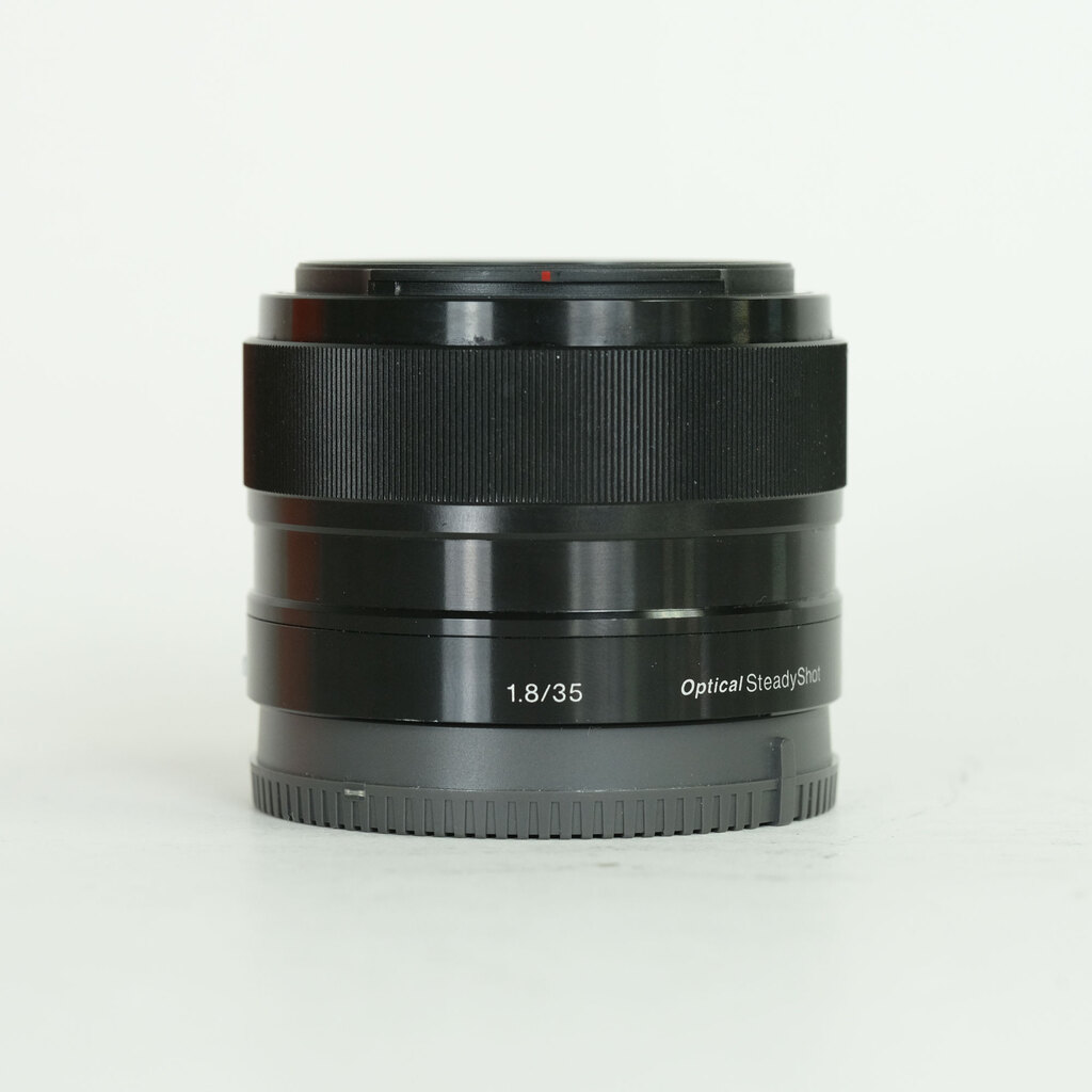 SONY E 35mm F1.8 OSS SEL35F18