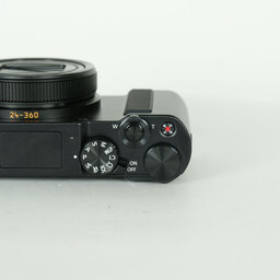 Panasonic LUMIX DC-TX3 Panasonic LUMIX DC-TX3