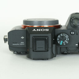 SONY α7 III(ILCE-7M3) SONY α7 III(ILCE-7M3)