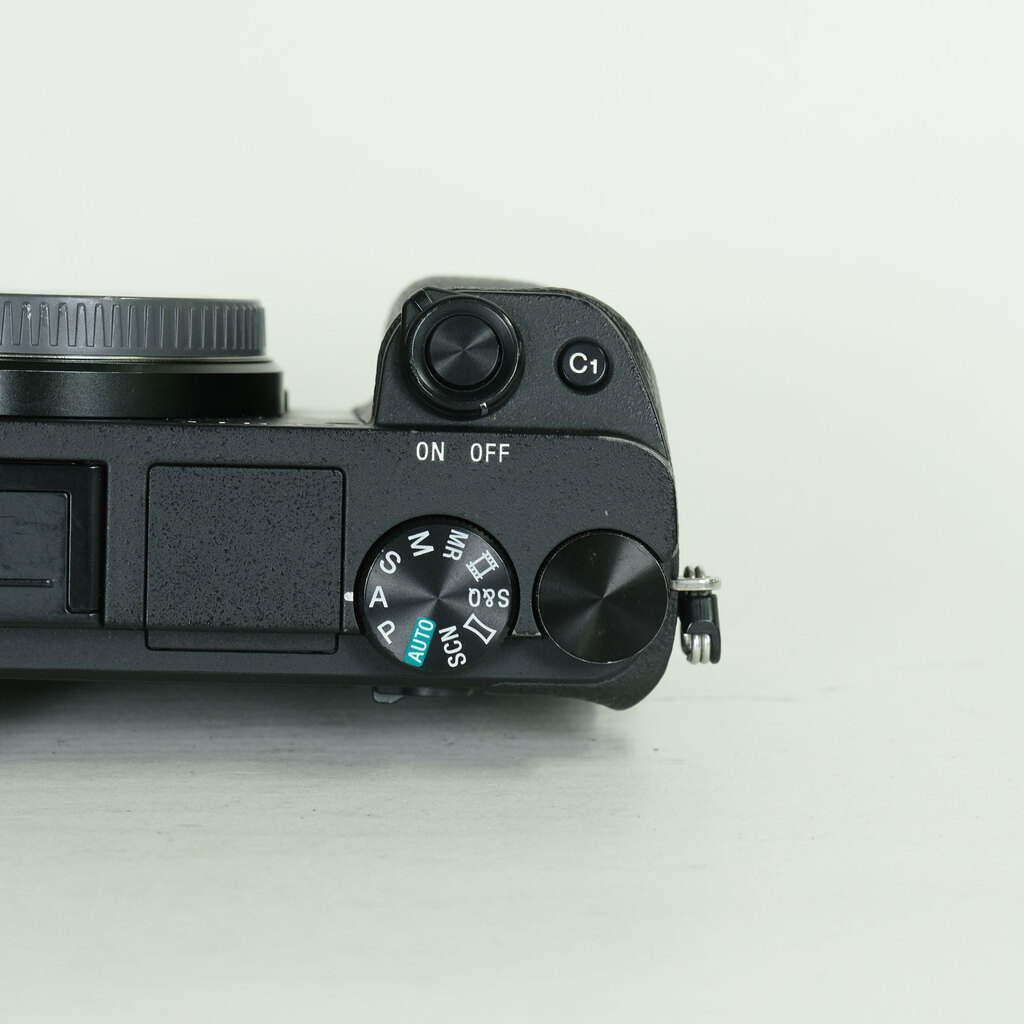 SONY α6400(ILCE-6400) SONY α6400(ILCE-6400)