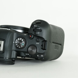 Canon EOS R6 Canon EOS R6