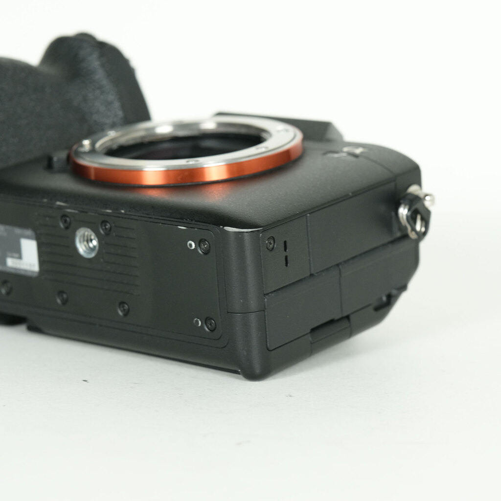 SONY α7 IV(ILCE-7M4) SONY α7 IV(ILCE-7M4)