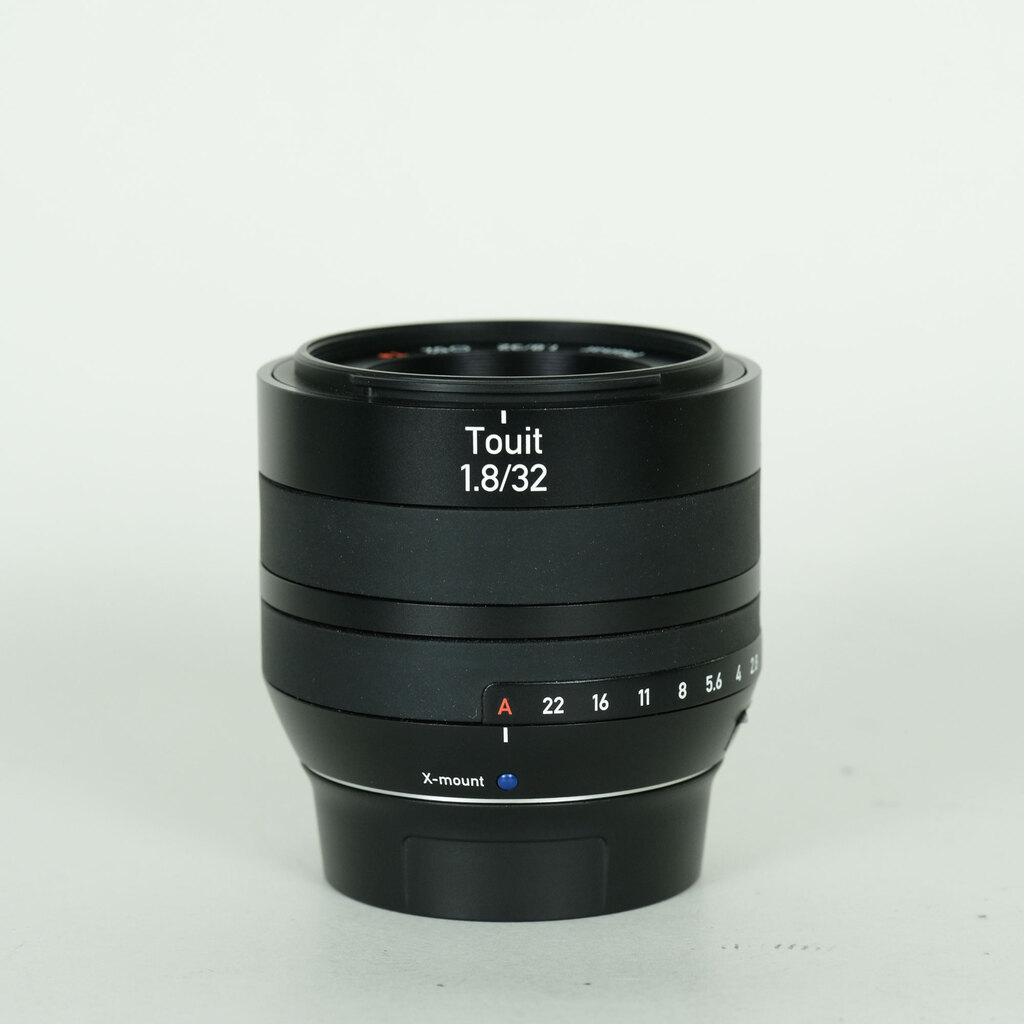 Touit 1.8/32 [フジフイルム用] 中古価格比較 - 価格.com