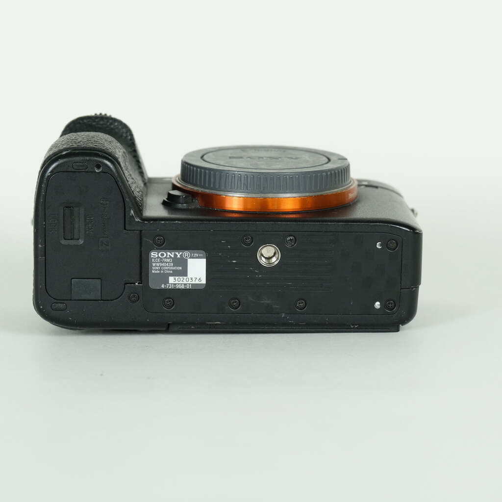 SONY α7R III(ILCE-7RM3) SONY α7R III(ILCE-7RM3)