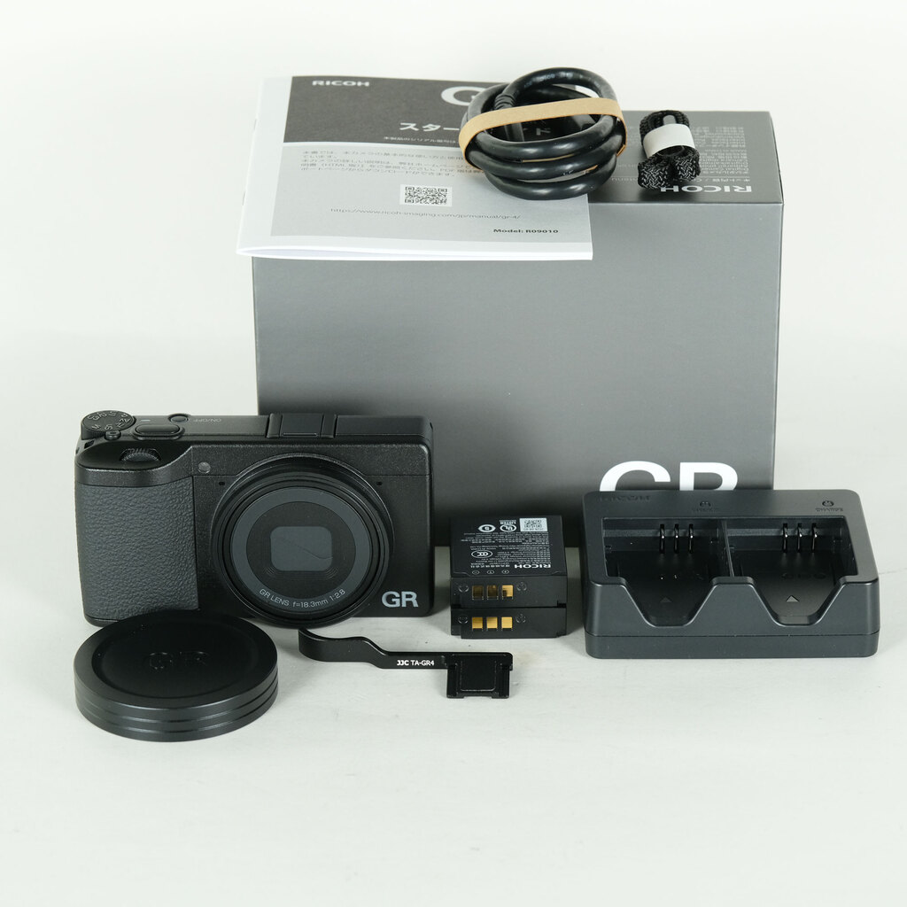 RICOH GR IVの出品 | ONE SCENE（ワンシーン）